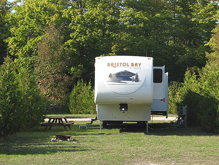 big rig campsite with 50amp, water & sewer hook-up